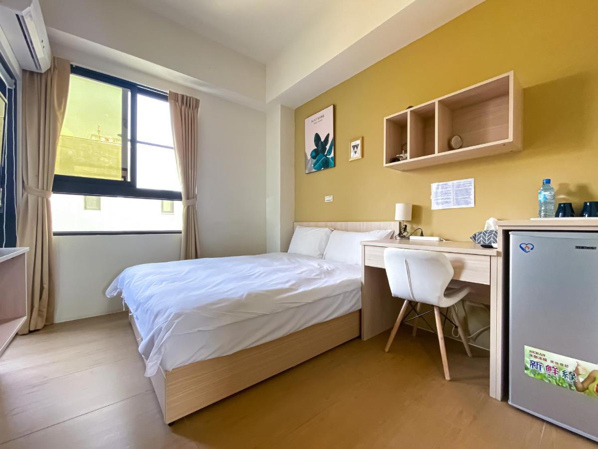 Adagio Hostel Taichung Exterior foto